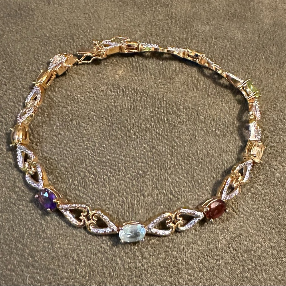 Vintage 7 3/4 heart & gemstone bracelet